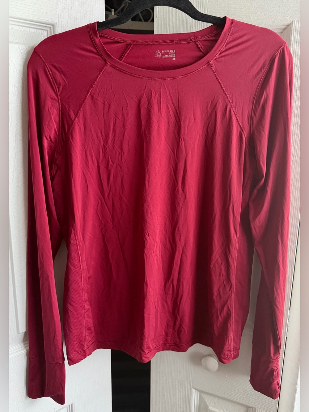 OFFLINE by aerie Gotta Run Long Sleeve Active Top